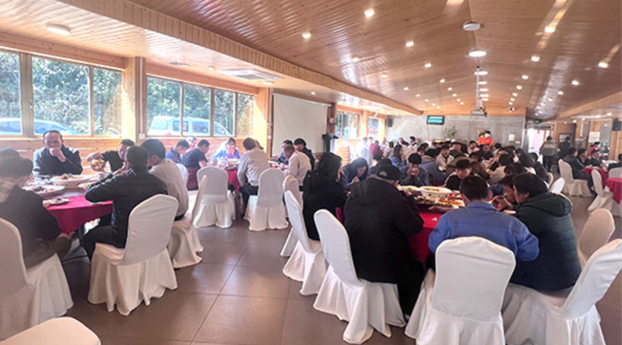 金環(huán)電器開工宴！吃飽喝足加油干迎戰(zhàn)2023！