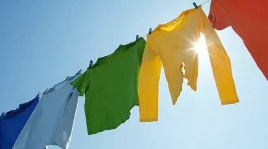 家用衣服烘干機(jī)與太陽(yáng)晾曬干衣相比，哪種更節(jié)省能源？