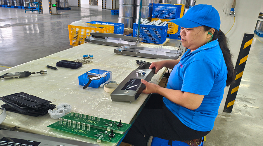 品質(zhì)源于嚴(yán)苛測試，金環(huán)電器的實驗室保障